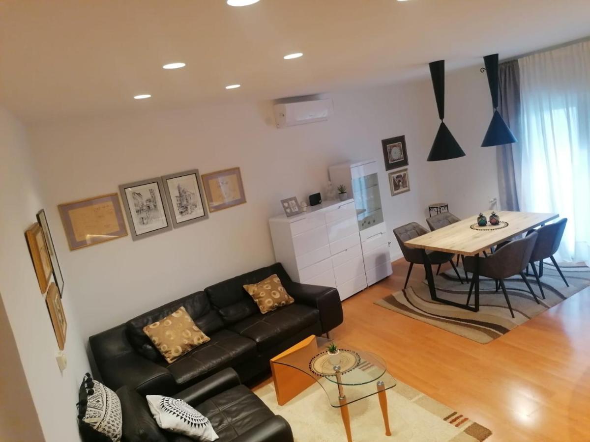 Apartment Pino Задар Екстериор снимка